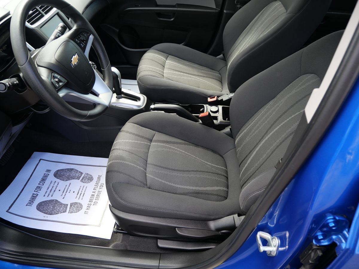 Used 2018 Chevrolet Sonic LT FWD image 10