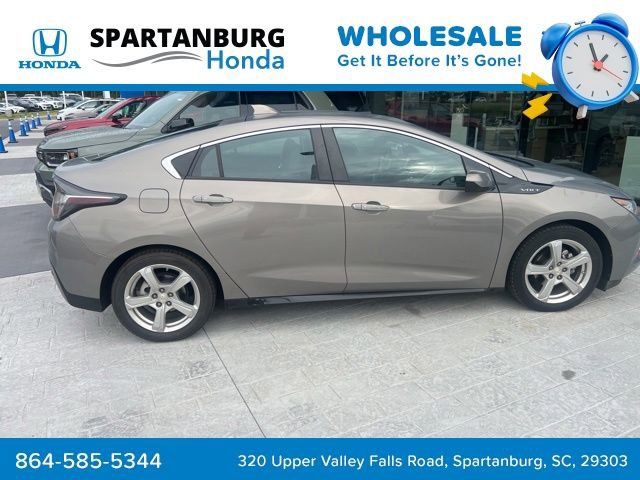 Used 2017 Chevrolet Volt LT w/ Comfort Package FWD image 6
