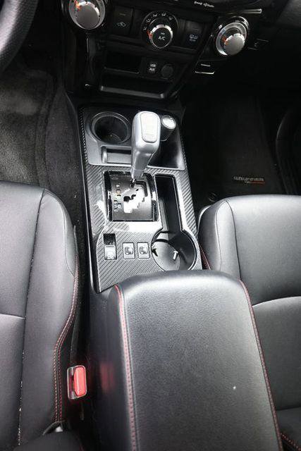 Certified 2018 Toyota 4Runner TRD Off-Road Premium image 31