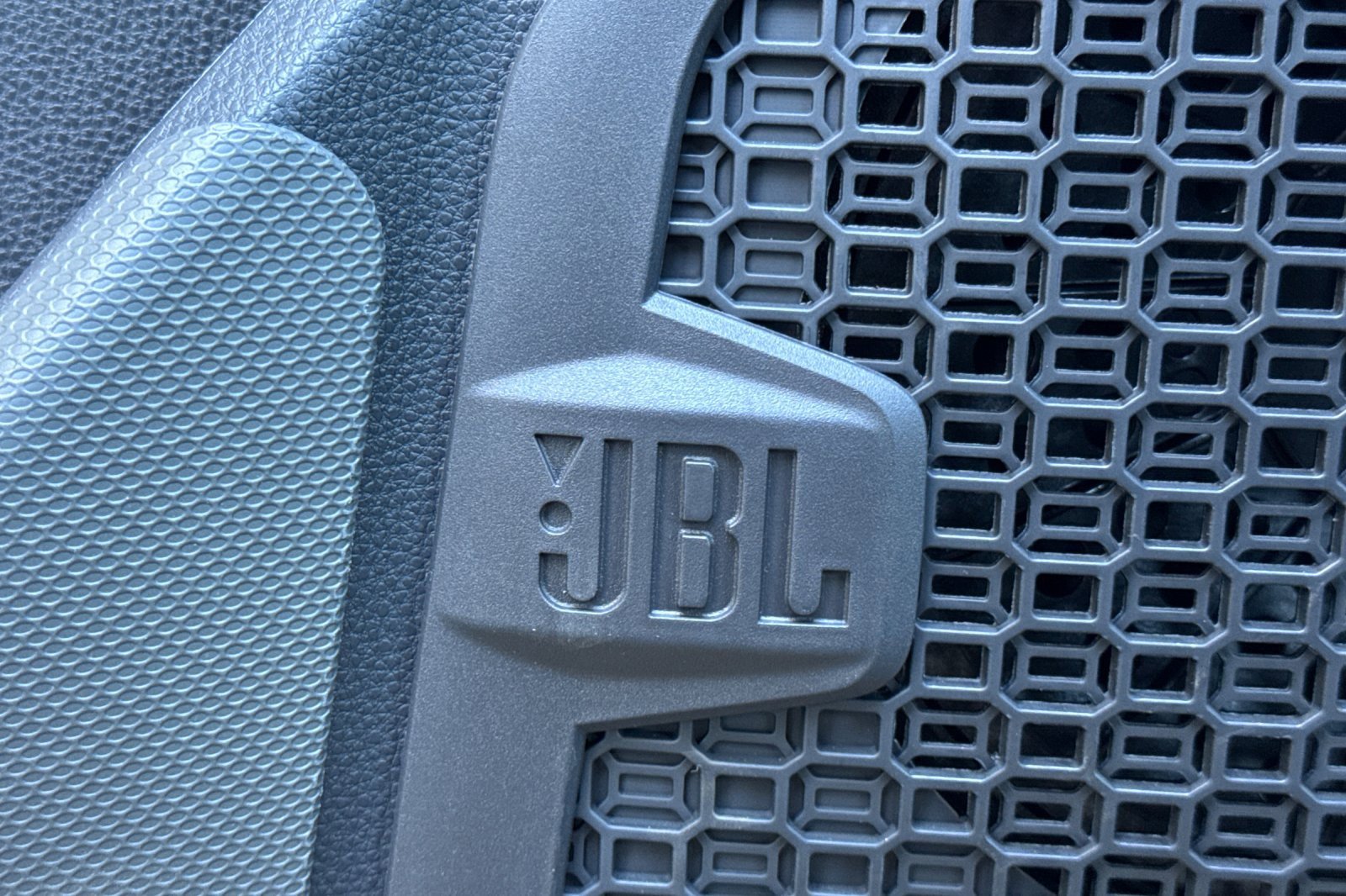 Certified 2025 Toyota 4Runner Trailhunter image 25