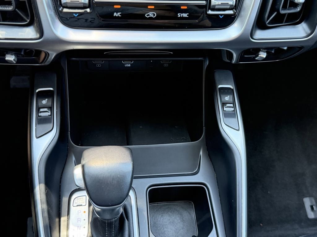 Certified 2023 Kia Sorento S w/ Panoramic Sunroof Package image 26