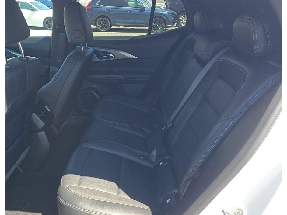 Used 2024 Chevrolet Equinox EV LT FWD image 5