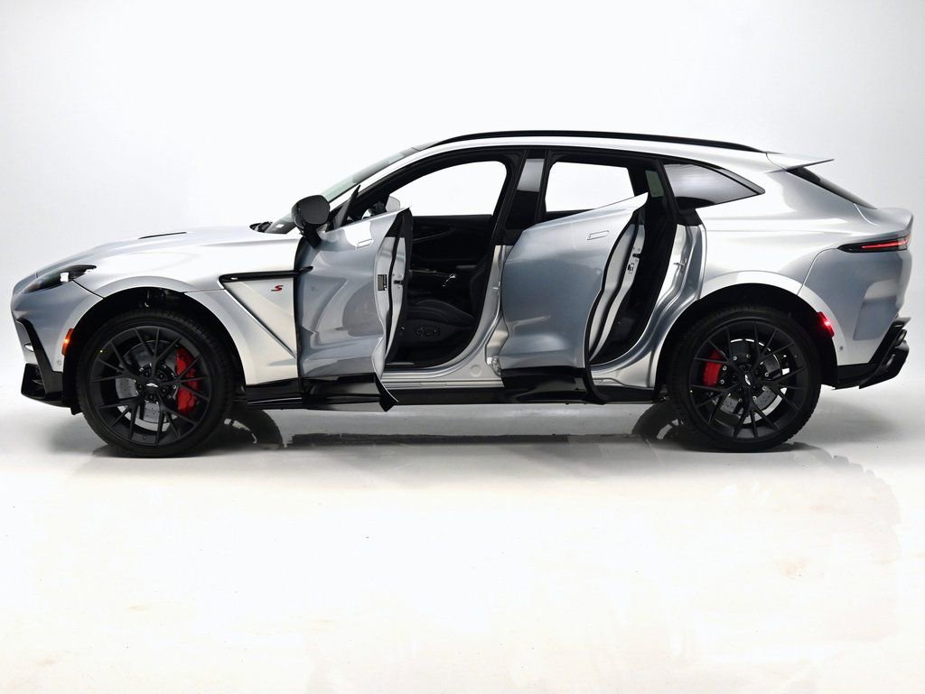 Used 2026 Aston Martin DBX S image 26