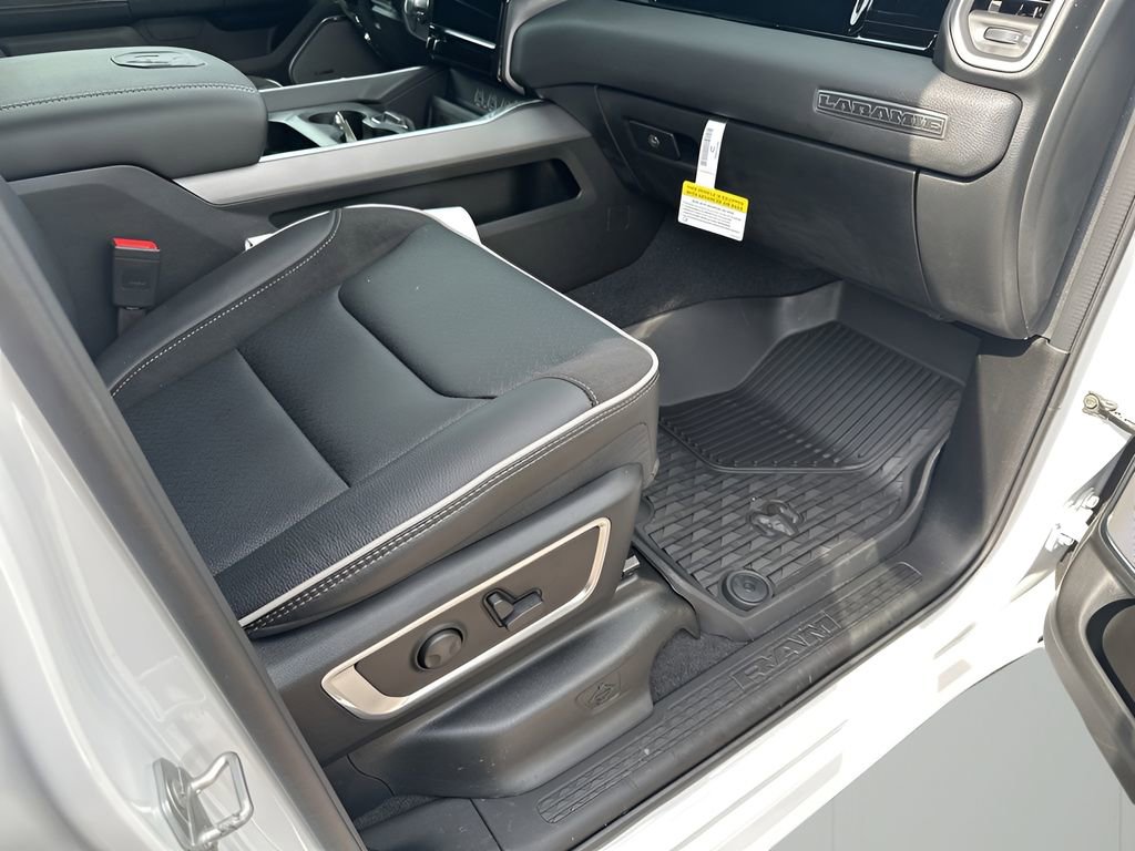 New 2026 RAM 1500 Laramie w/ Night Edition image 16