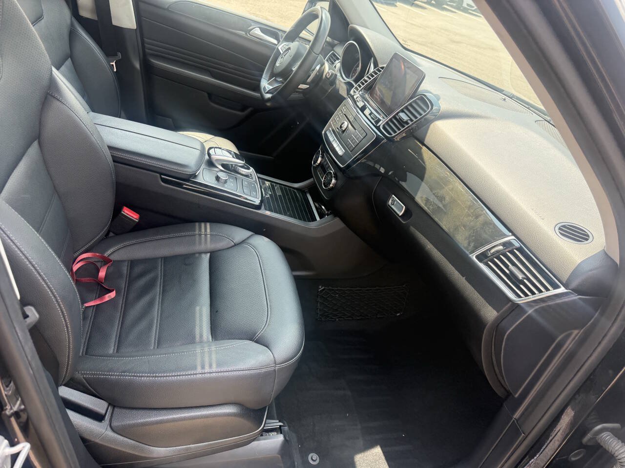Used 2016 Mercedes-Benz GLE 350 4MATIC w/ Premium Package image 14