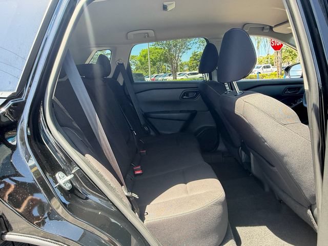 Used 2024 Nissan Rogue S FWD image 15