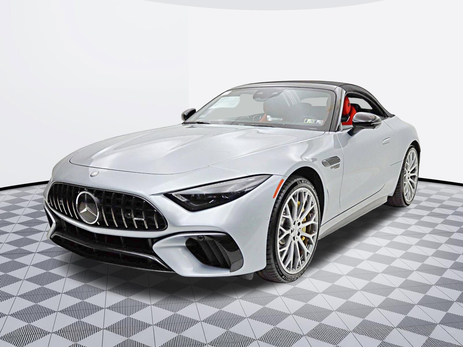 Used 2024 Mercedes-Benz SL 63 AMG 4MATIC image 24