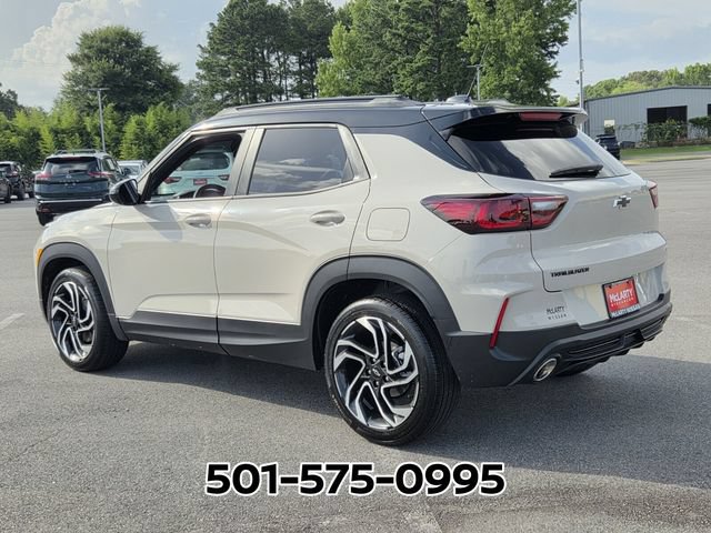 Used 2026 Chevrolet TrailBlazer RS FWD image 3