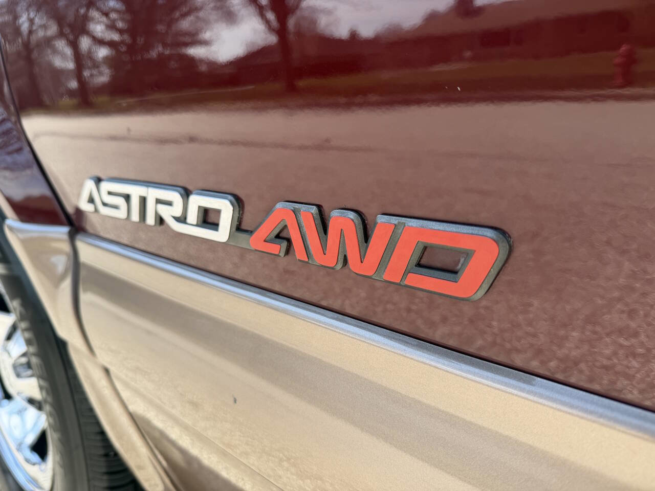 Used 2001 Chevrolet Astro Passenger AWD image 21