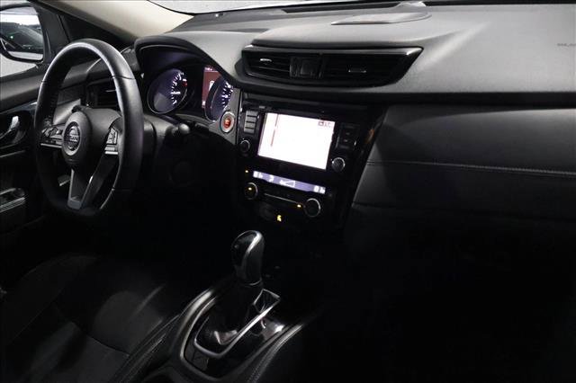 Used 2020 Nissan Rogue SL w/ Premium Package image 28
