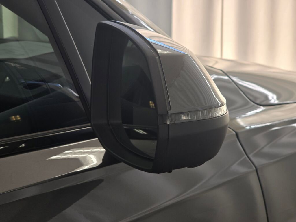 Used 2023 Audi Q7 3.0T Prestige image 28