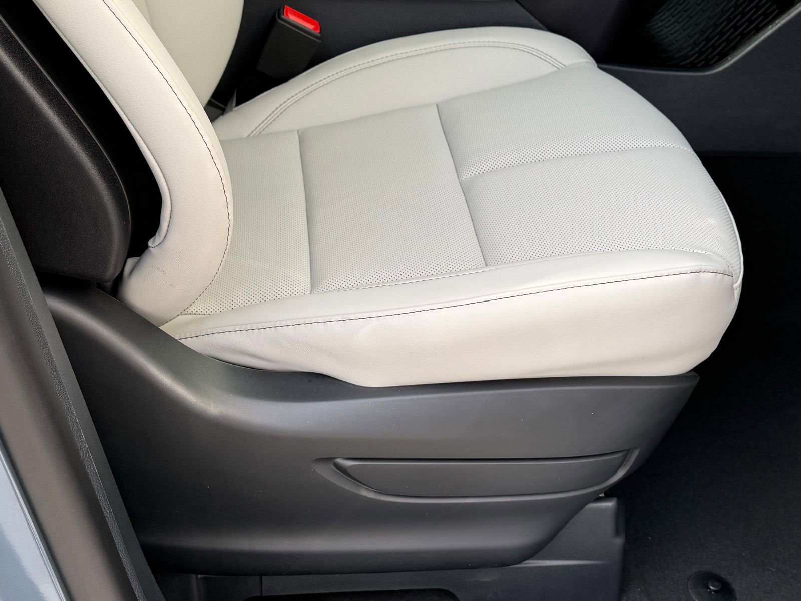 New 2026 Lincoln Aviator AWD image 9