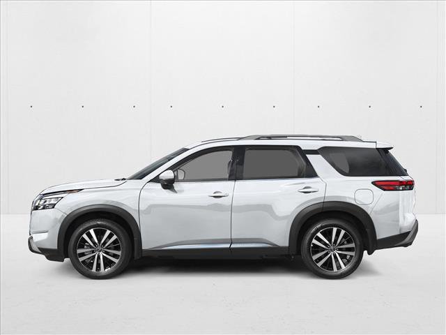 New 2025 Nissan Pathfinder Platinum image 3