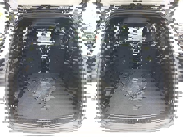 Used 2023 Jeep Grand Cherokee L Laredo image 11