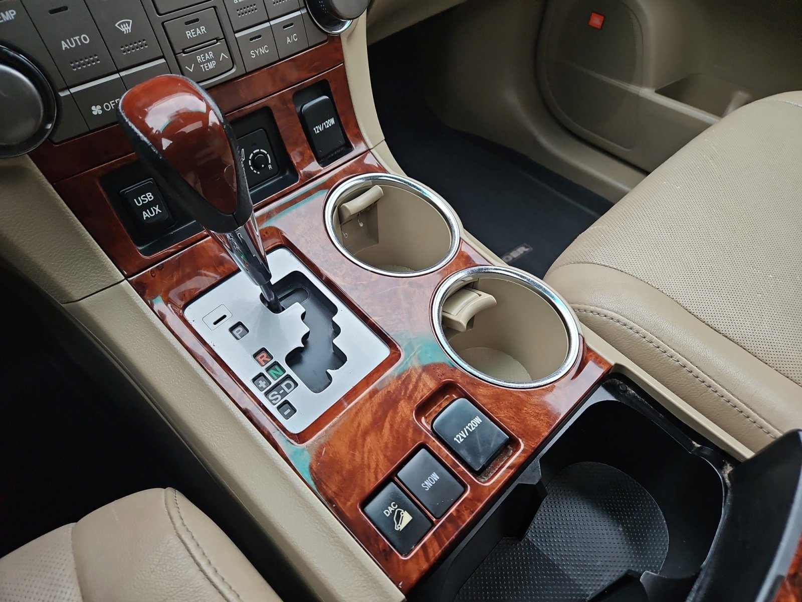 Used 2012 Toyota Highlander Limited image 27