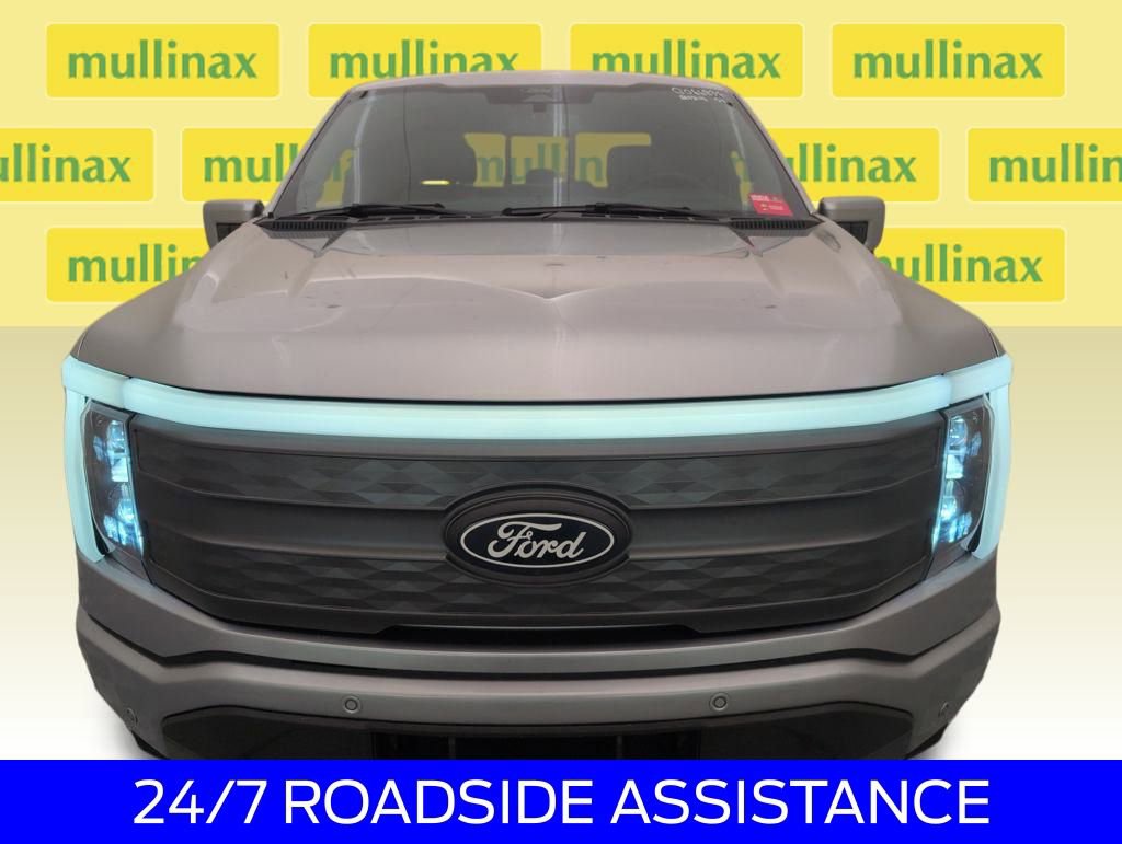 Certified 2024 Ford F150 Lightning Lariat image 17