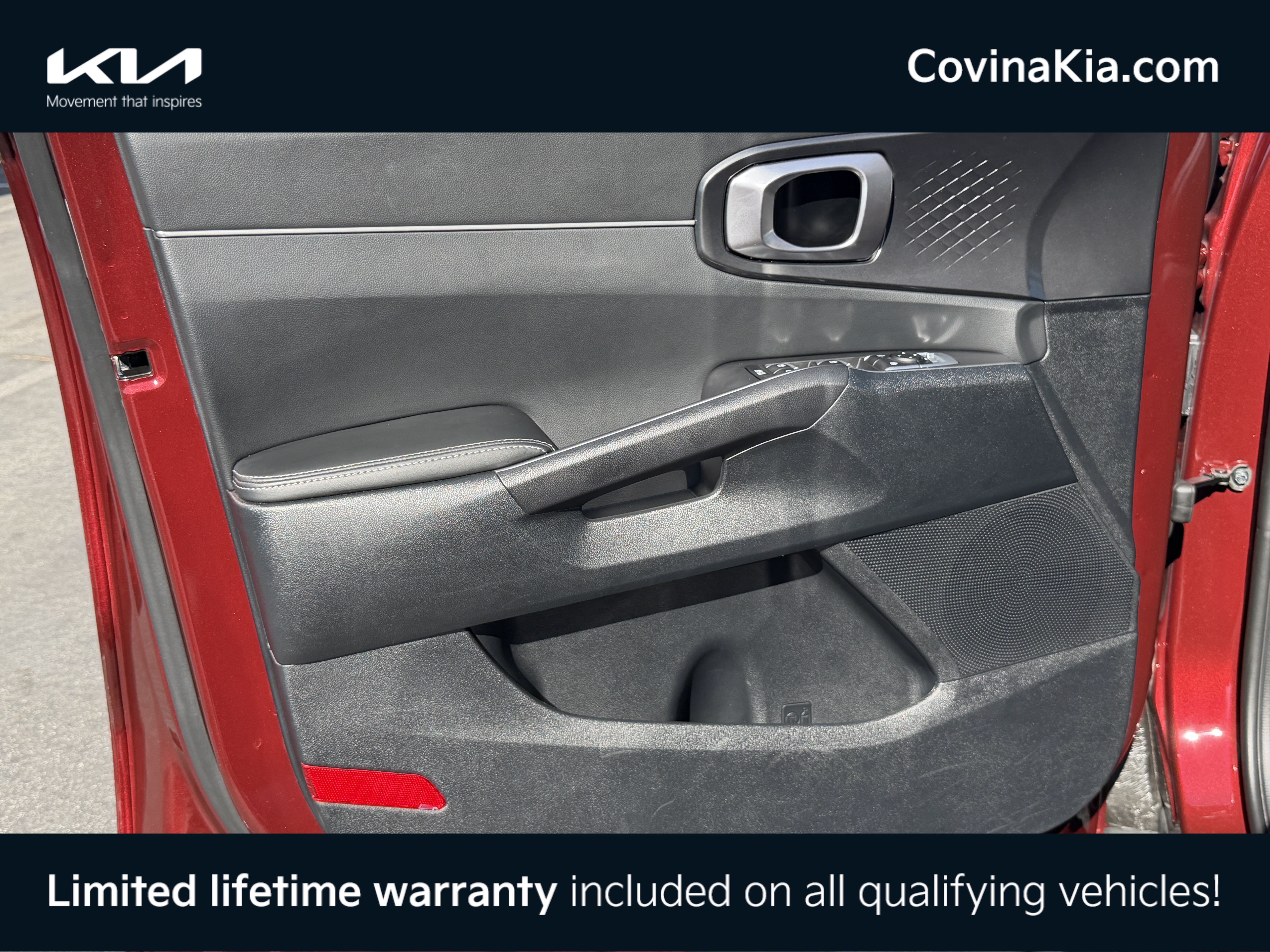 Certified 2025 Kia Sorento S w/ Panoramic Sunroof Package FWD image 13