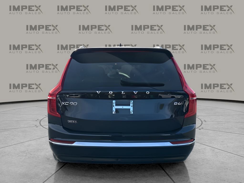Used 2024 Volvo XC90 B6 Plus image 4