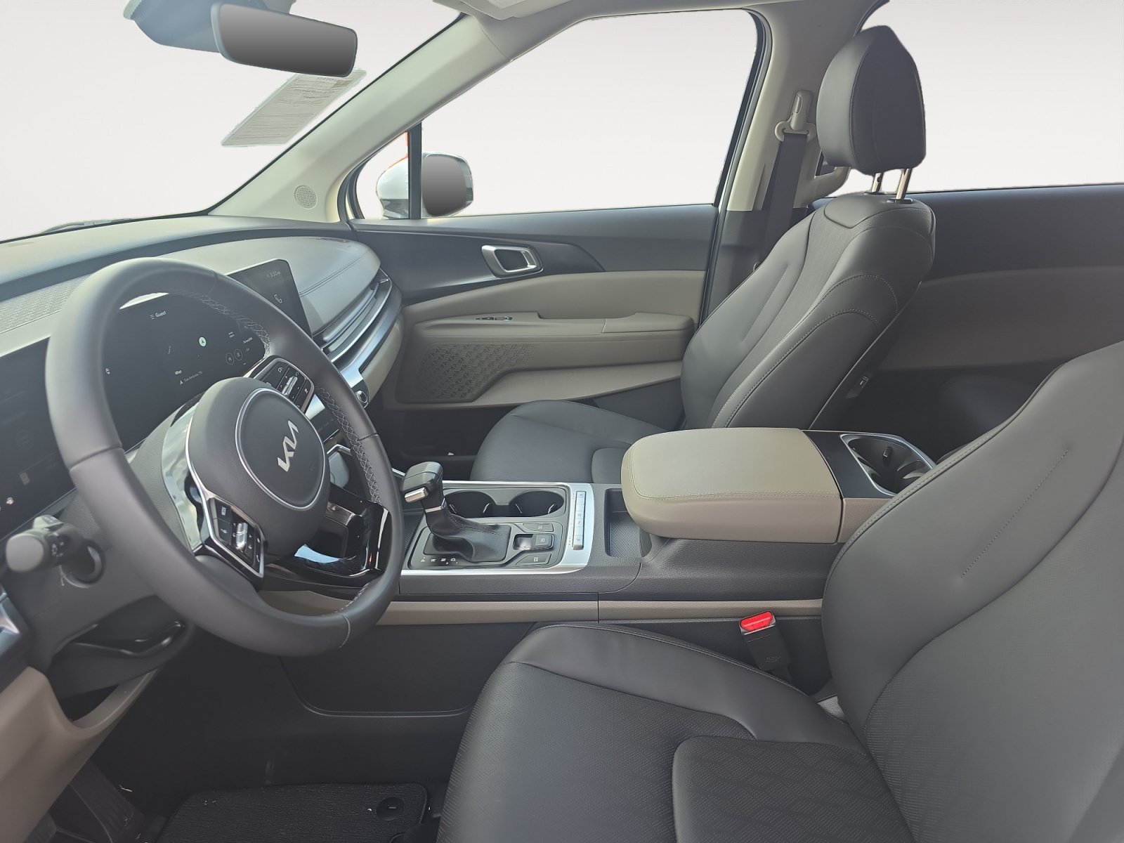 Certified 2026 Kia Carnival LX FWD image 21