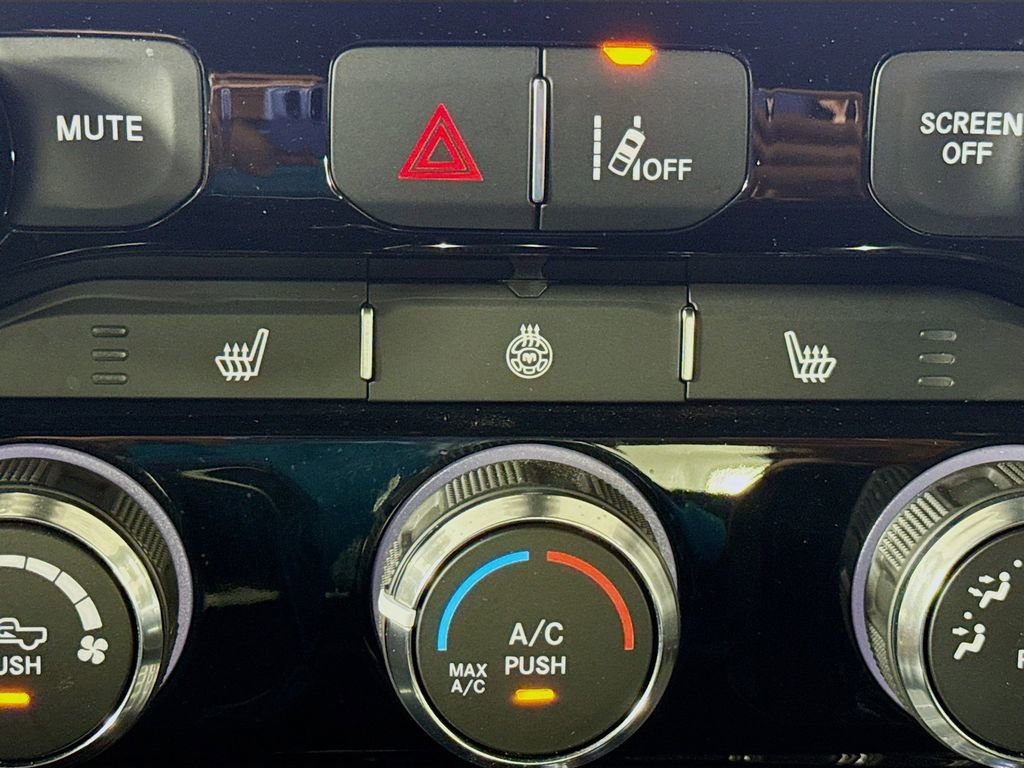 Used 2025 RAM 1500 Lone Star image 20
