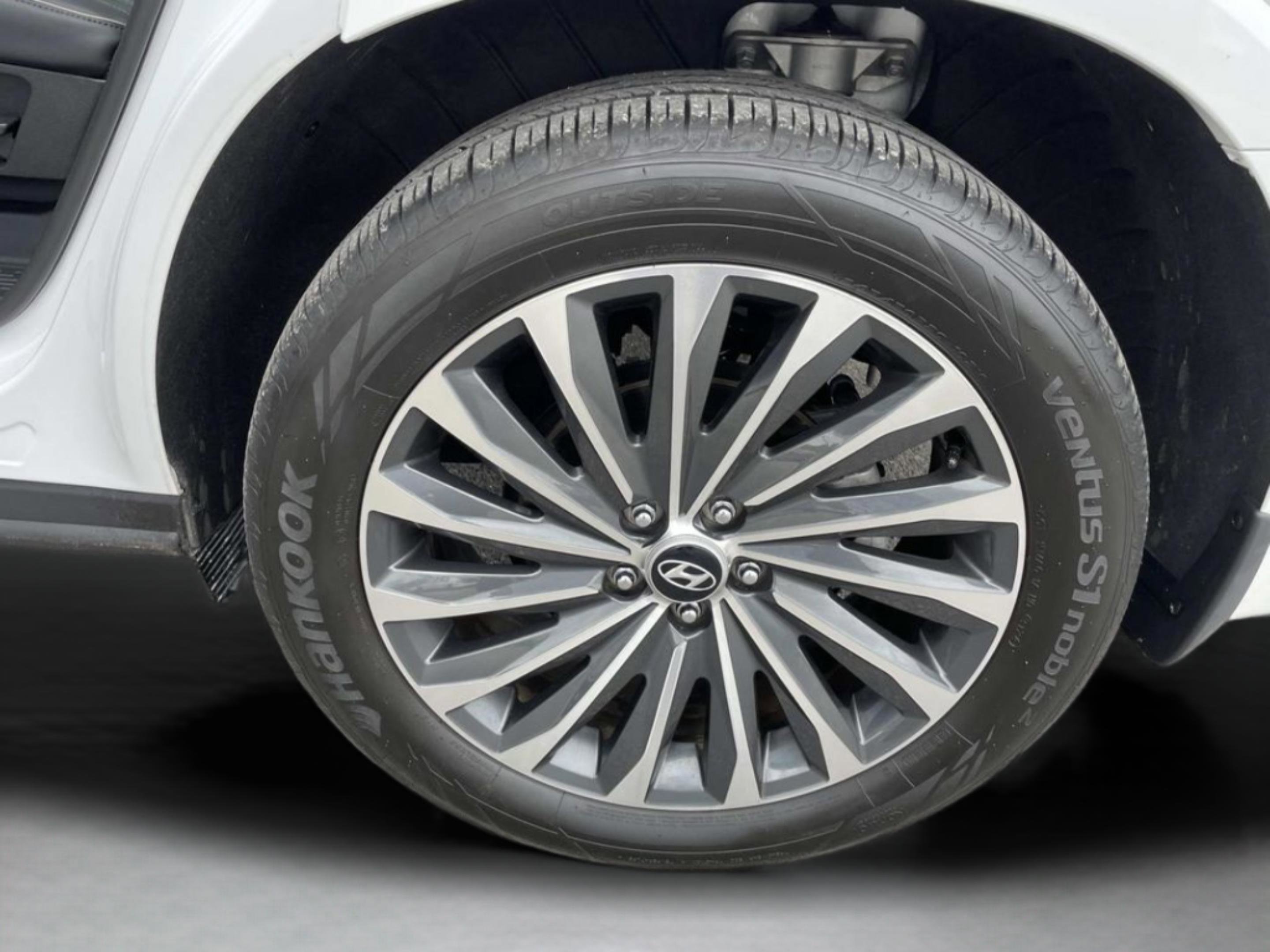Used 2025 Hyundai Palisade Calligraphy FWD image 34