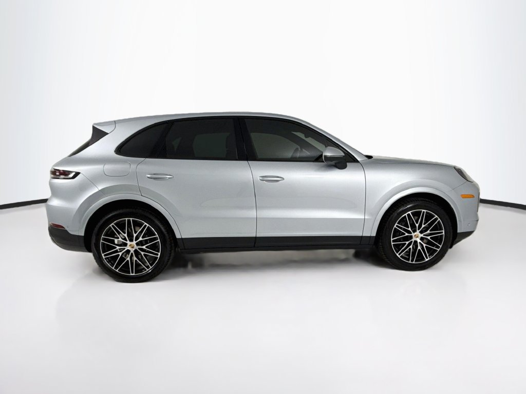 New 2026 Porsche Cayenne AWD/4WD image 8