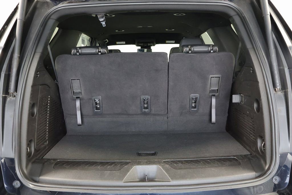 Used 2024 GMC Yukon SLT AWD/4WD image 13