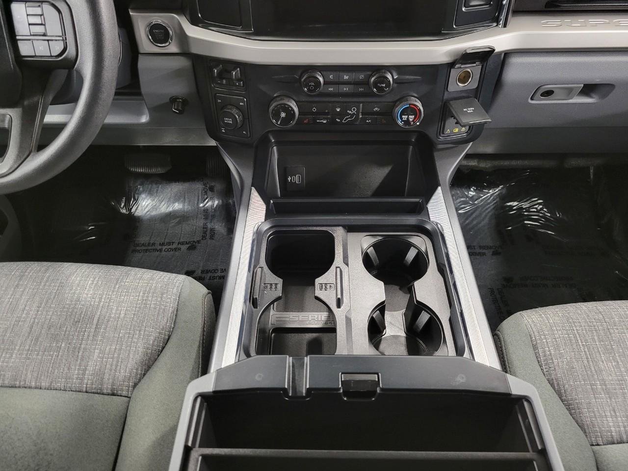 Used 2023 Ford F350 XLT w/ XLT Premium Package image 17