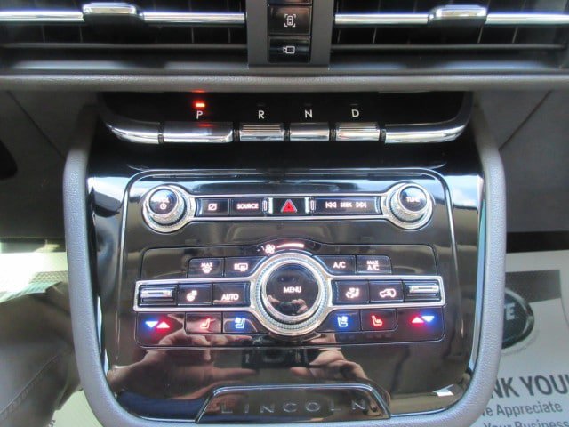 Used 2022 Lincoln Corsair Reserve w/ Elements Package FWD image 25