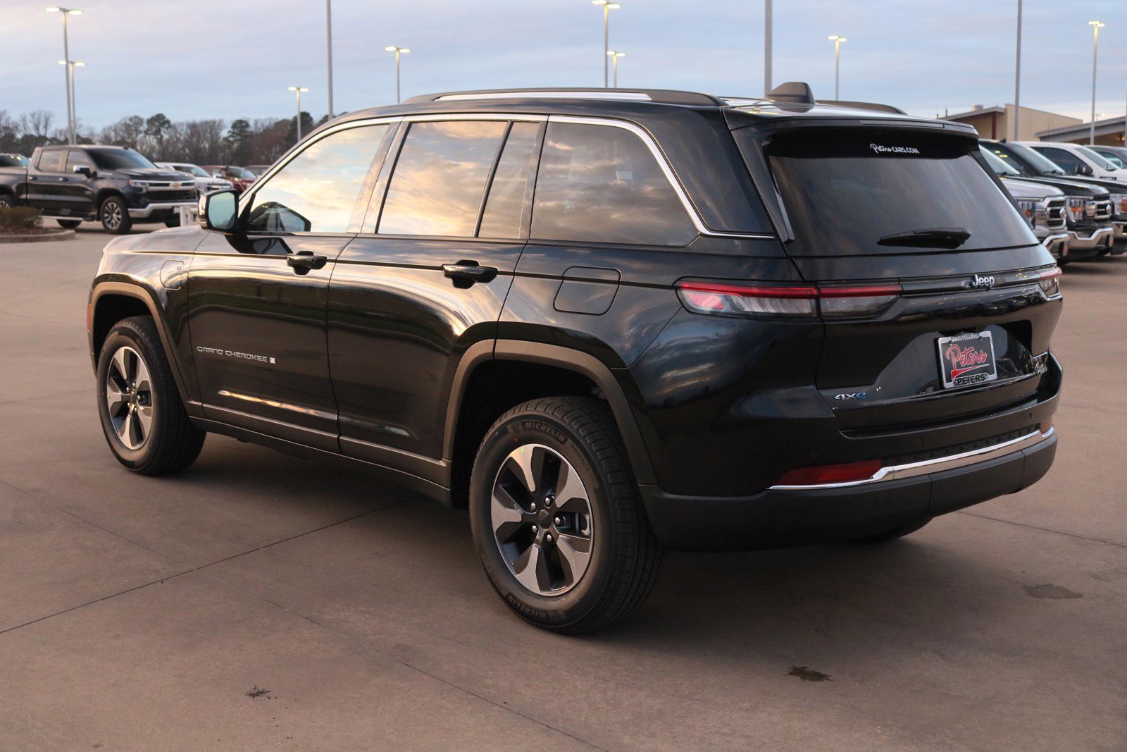 New 2023 Jeep Grand Cherokee 4WD 4xe image 5