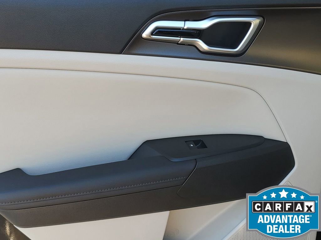 Used 2026 Kia Sportage EX image 44