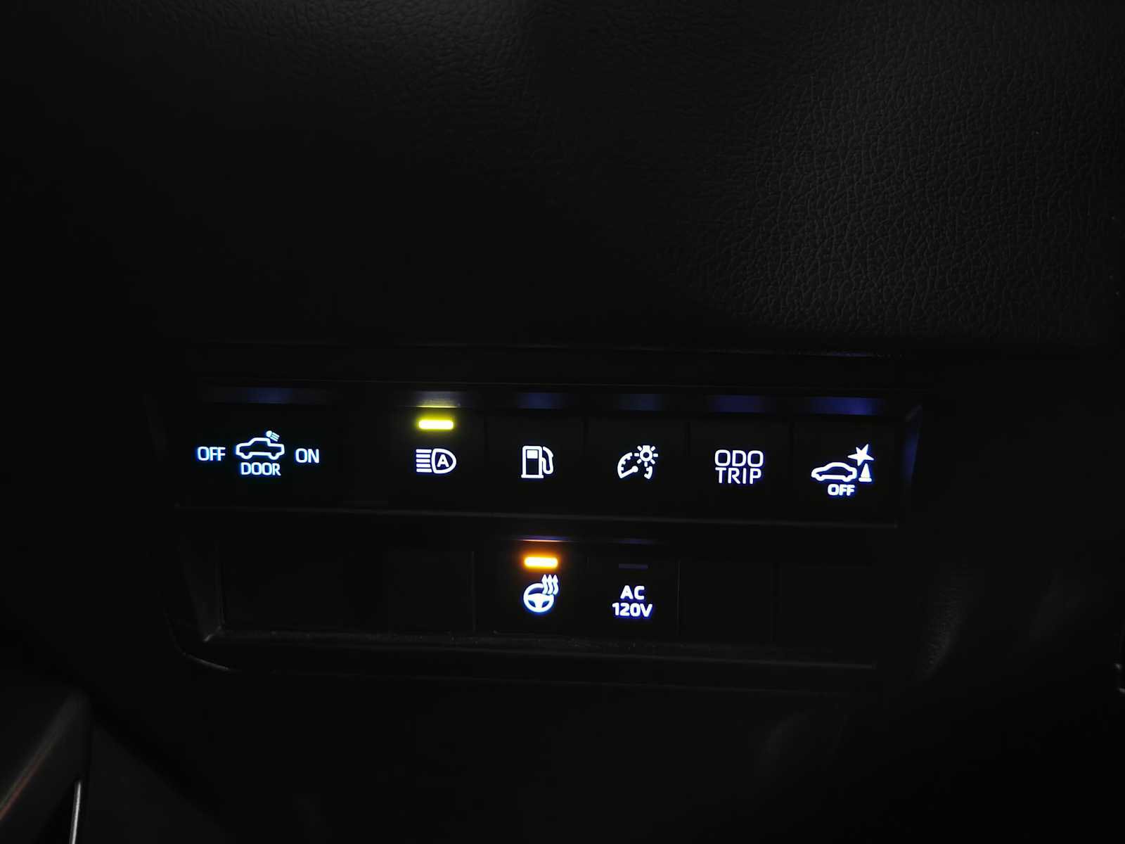 Used 2024 Toyota Tundra Limited image 33