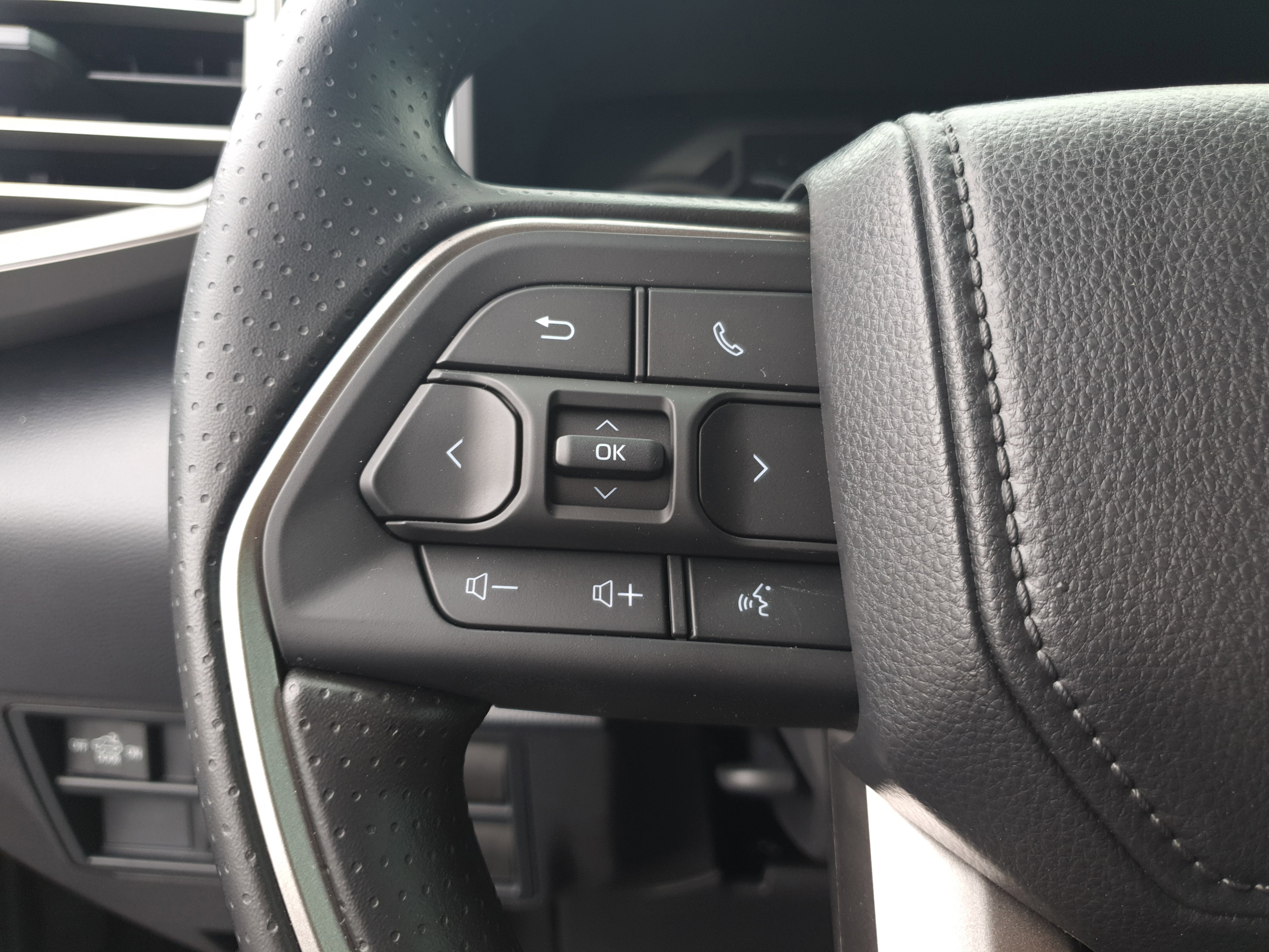 New 2025 Toyota Tundra SR5 image 22