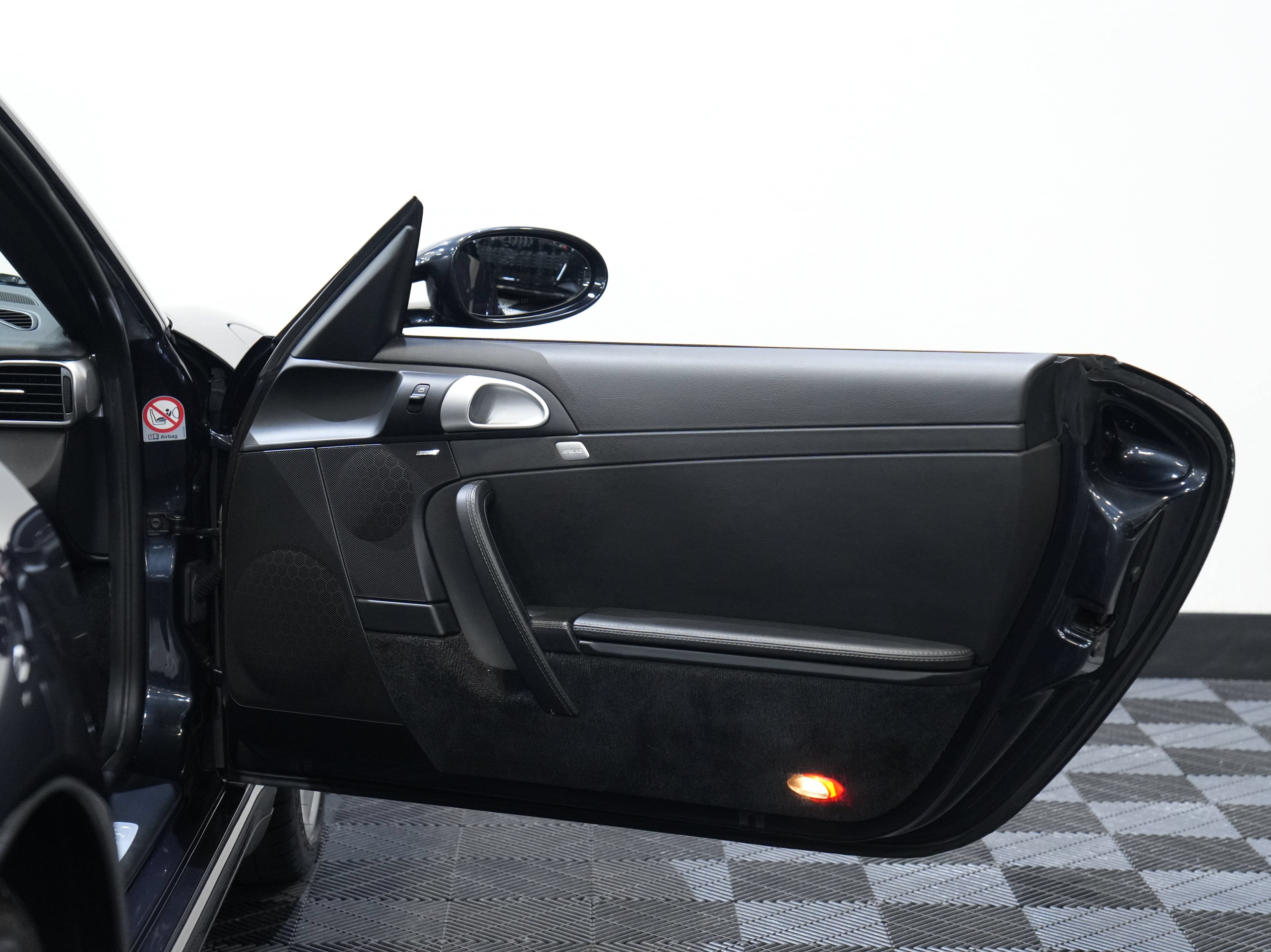 Used 2006 Porsche 911 Carrera 4S AWD/4WD image 23