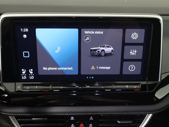Used 2026 Volkswagen Atlas Cross Sport SEL R-Line AWD/4WD image 17