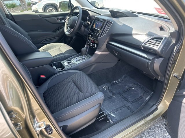 Used 2022 Subaru Forester Premium image 19