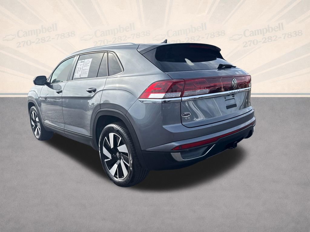 Used 2025 Volkswagen Atlas Cross Sport SE image 3