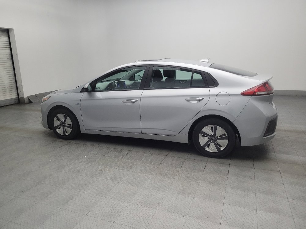 Used 2020 Hyundai Ioniq Blue FWD image 3
