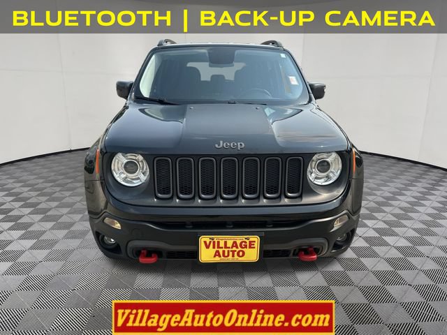 Used 2017 Jeep Renegade Trailhawk AWD/4WD image 6