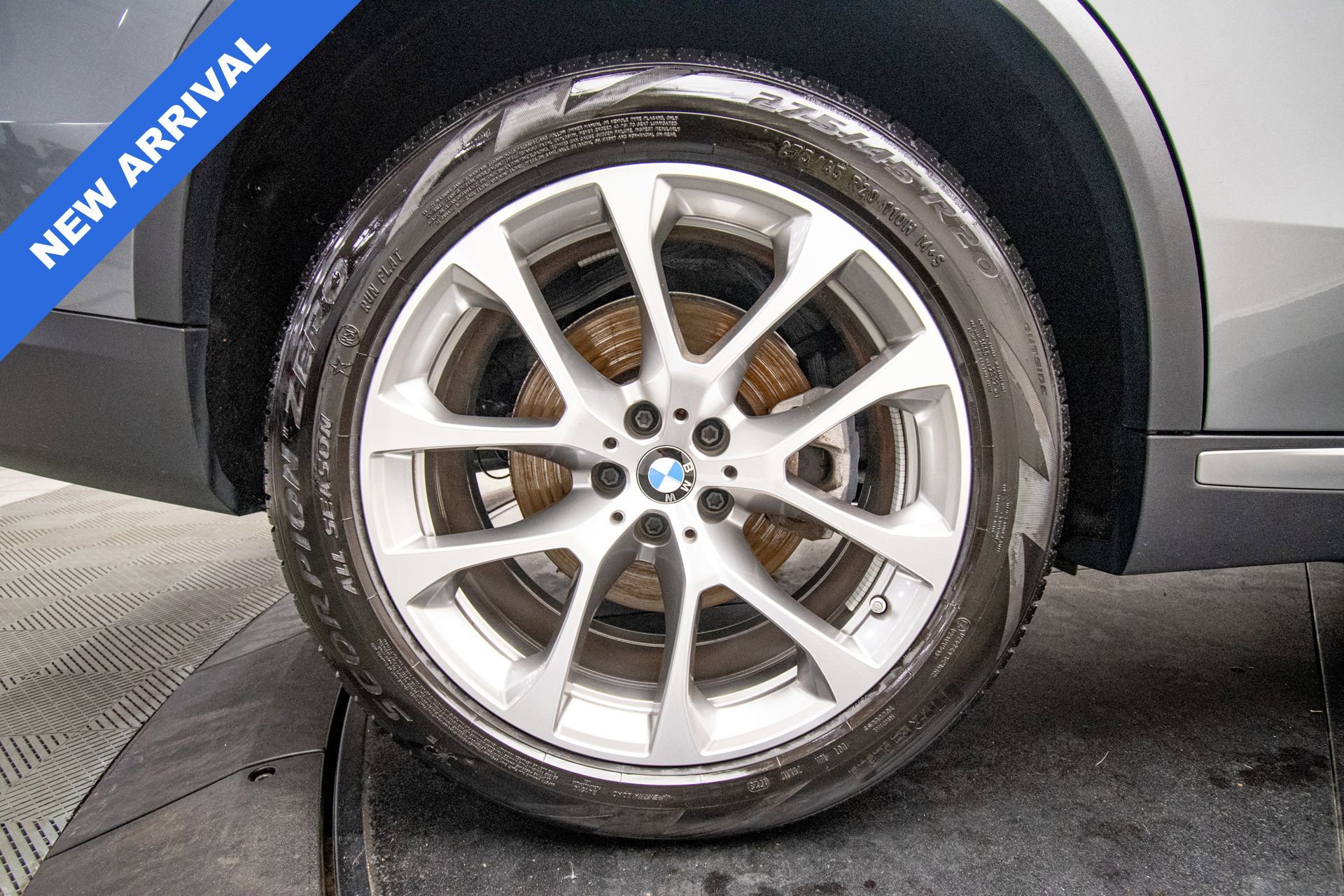 Used 2024 BMW X5 xDrive40i w/ Parking Assistance Package AWD/4WD image 30