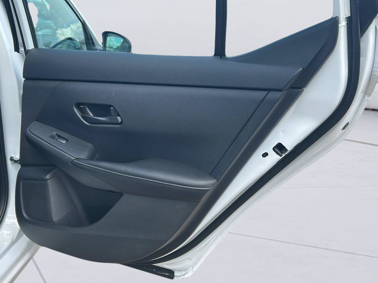 Used 2024 Nissan Sentra SV FWD image 21