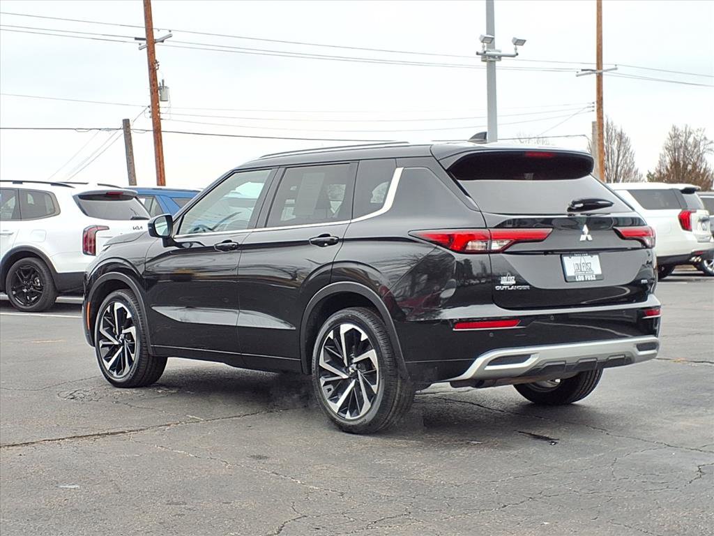 Used 2024 Mitsubishi Outlander SEL image 33