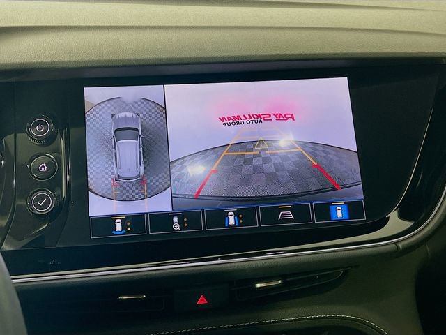 Used 2022 Buick Envision Avenir w/ Technology Package II image 19