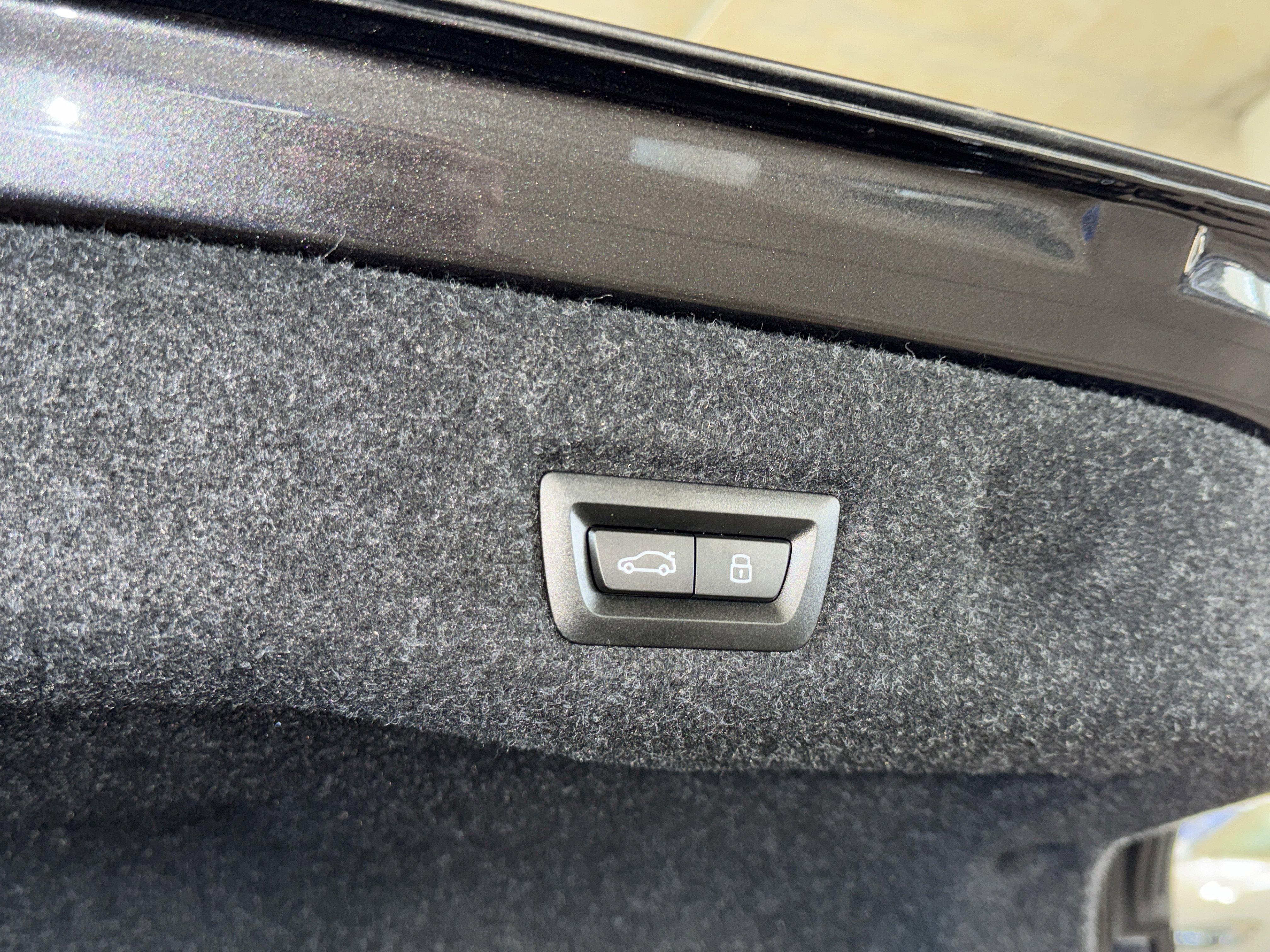 Certified 2025 BMW 530i image 14