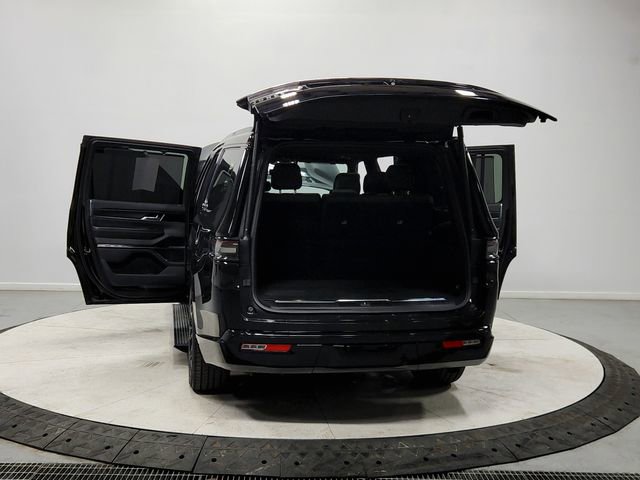 Used 2024 Jeep Grand Wagoneer Series II w/ Quick Order Packagew 28T image 14