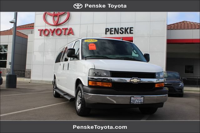 Used 2020 Chevrolet Express 3500 LT w/ LT Preferred Equipment Group RWD image 1