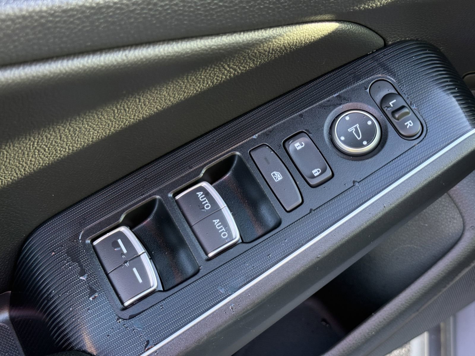 Used 2024 Honda Civic Touring image 16