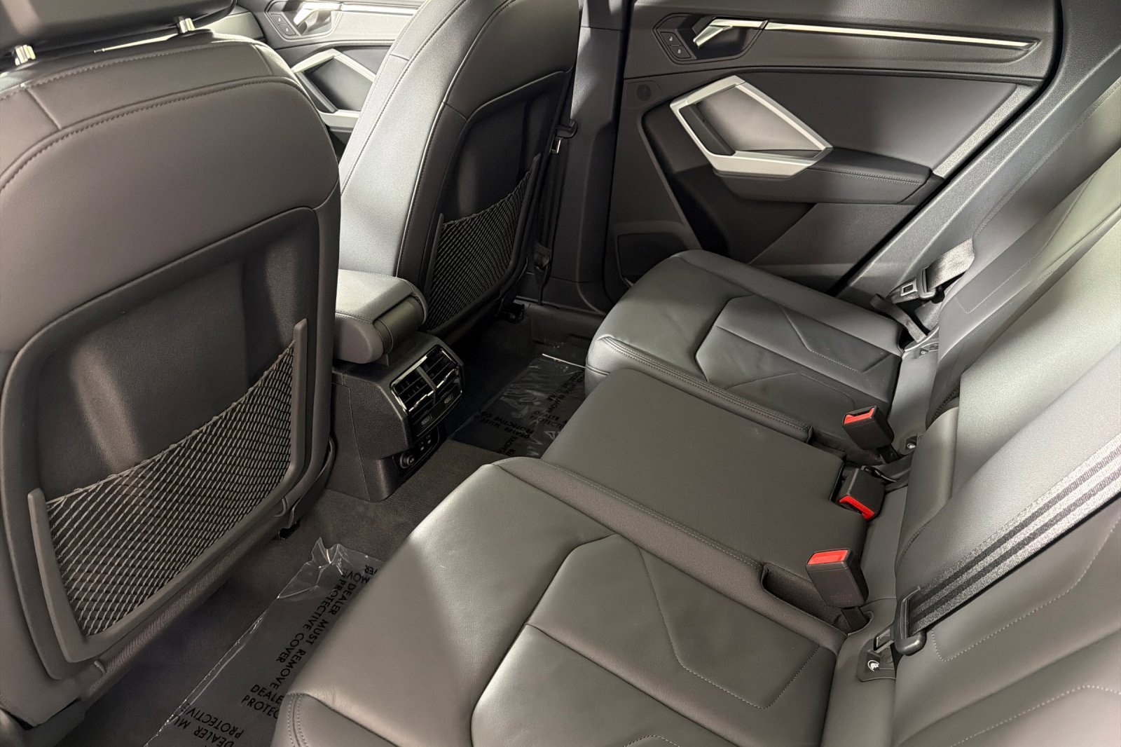 Used 2023 Audi Q3 2.0T Premium w/ Convenience Package image 11