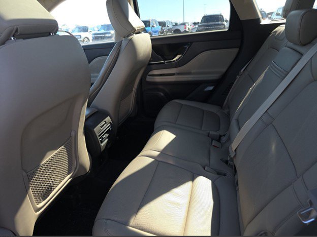 Used 2022 Lincoln Corsair AWD w/ Premium Package image 7