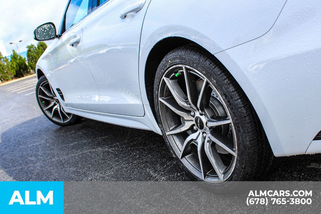Used 2025 Genesis G70 2.5T AWD/4WD image 15